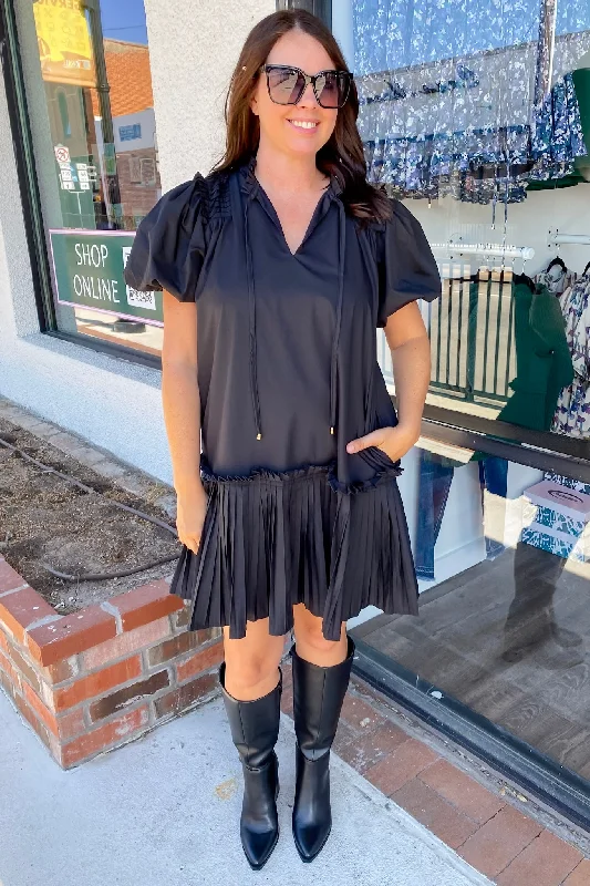 What A Feeling Pleated Black Dress Comfortable unclassified dresses
